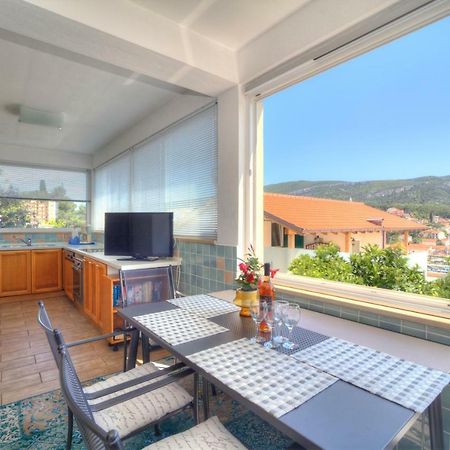 Apartments Villa Rojnica Елса Экстерьер фото
