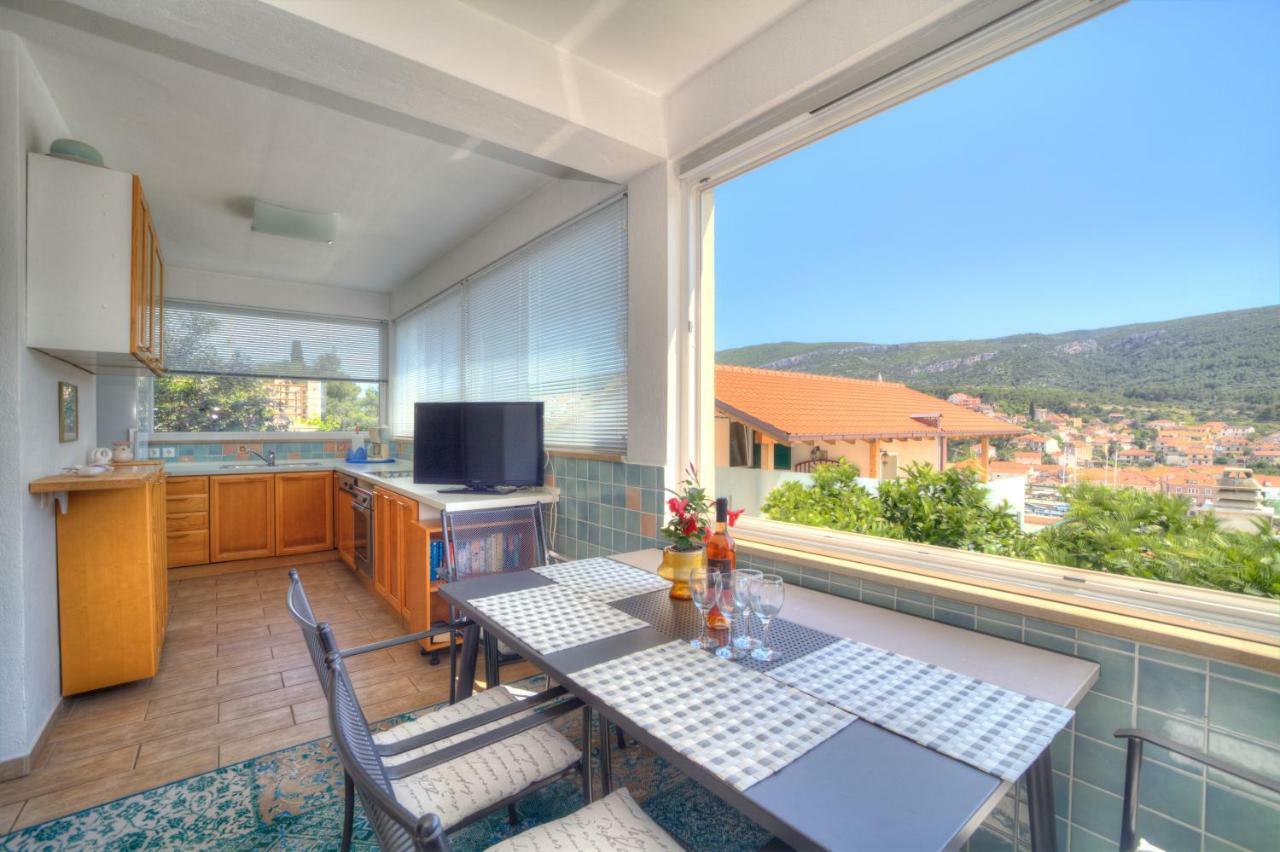 Apartments Villa Rojnica Елса Экстерьер фото