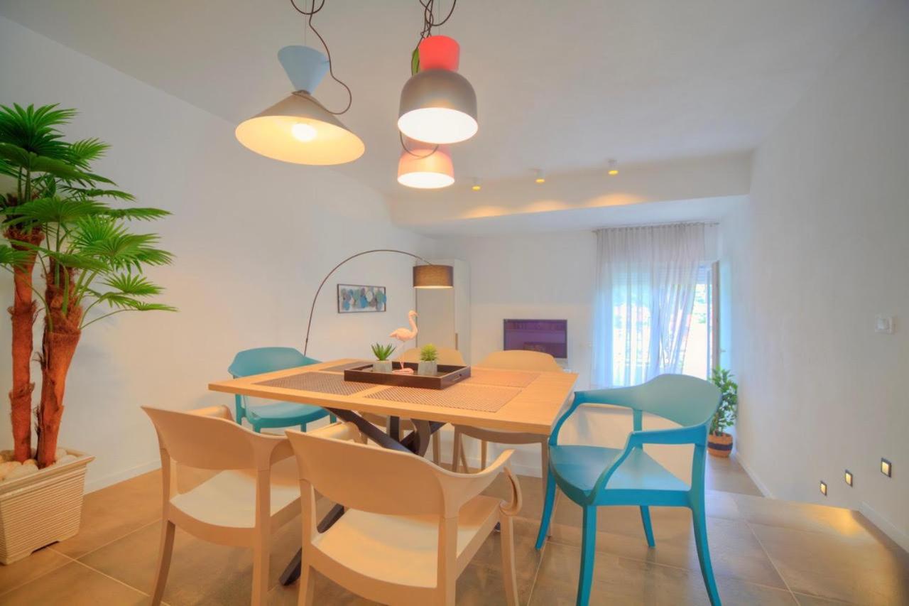 Apartments Villa Rojnica Елса Экстерьер фото